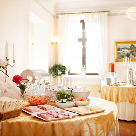Kyyhkylae Hotel And Manor Mikkeli Ngoại thất bức ảnh